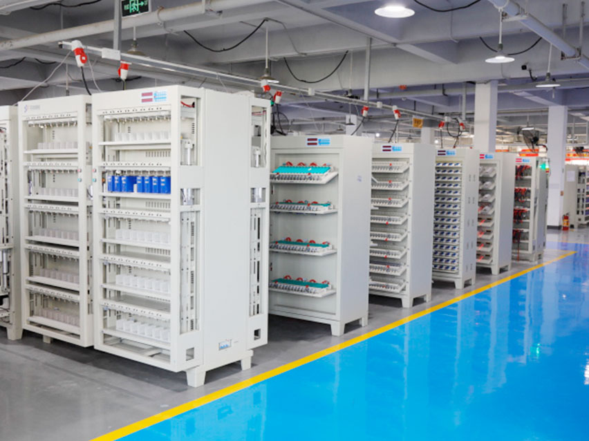 officina per armadietti per la formazione di batterie regolabili